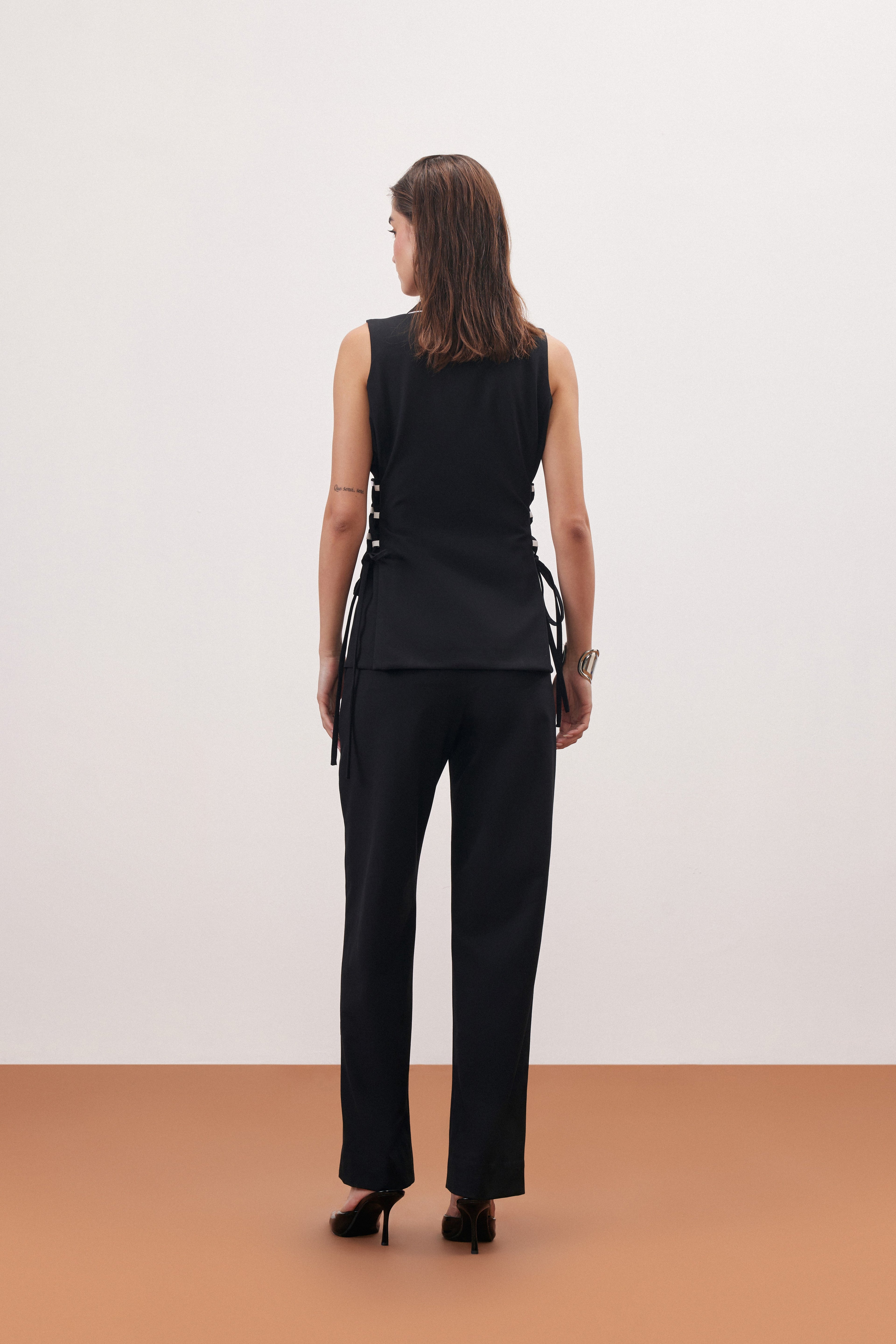 NOTIQUE SIGNATURE SUIT